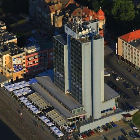 Hotel Osijek Eksteriør billede