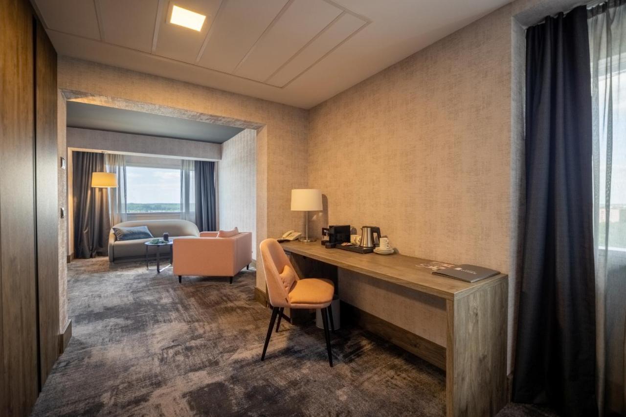 Hotel Osijek Eksteriør billede