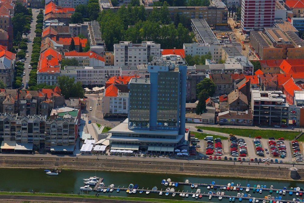 Hotel Osijek Eksteriør billede