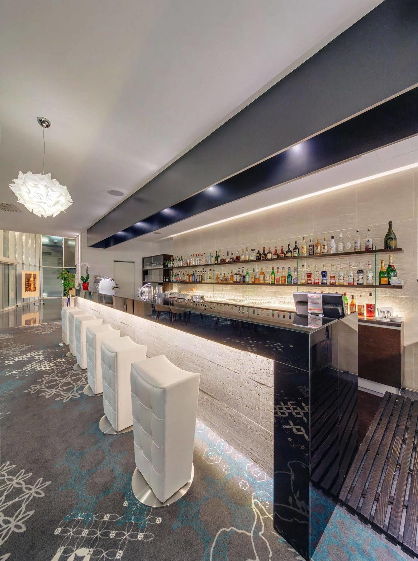 Hotel Osijek Eksteriør billede