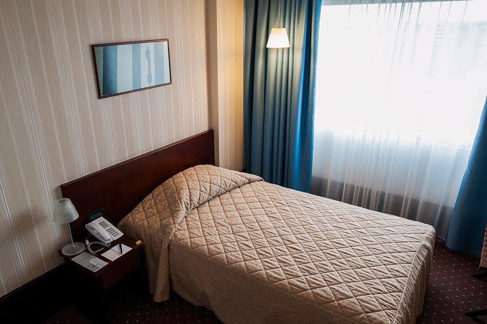 Hotel Osijek Eksteriør billede